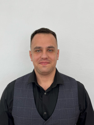 Топоровский Максим Игоревич